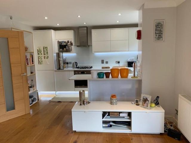 Chic 3 Bed Apartment Near London Bridge With Balcony Kültér fotó