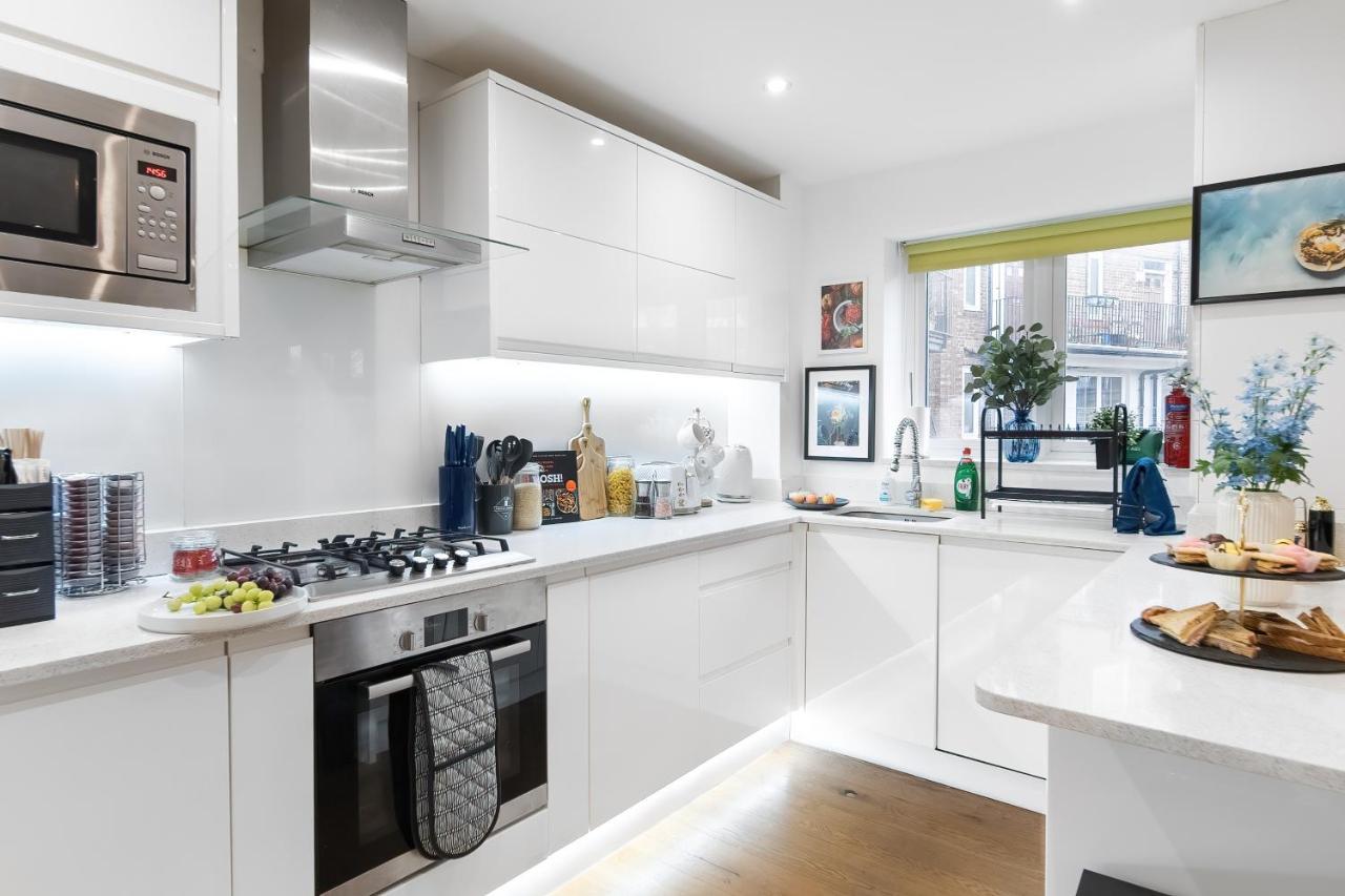 Chic 3 Bed Apartment Near London Bridge With Balcony Kültér fotó