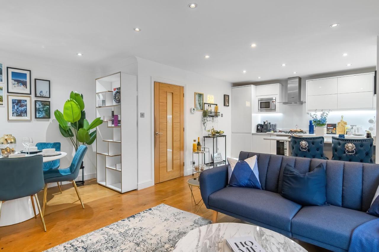 Chic 3 Bed Apartment Near London Bridge With Balcony Kültér fotó
